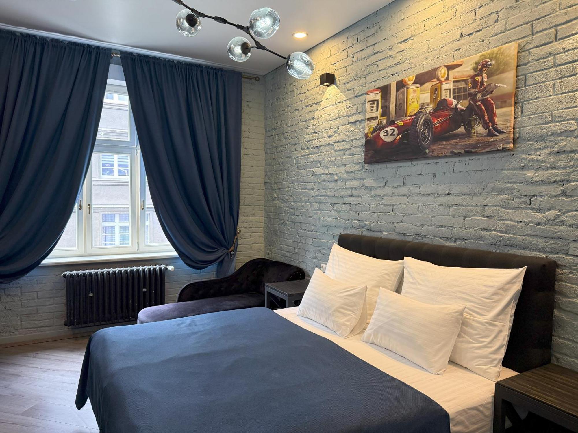 Apartment Iron Cube Karlsbad